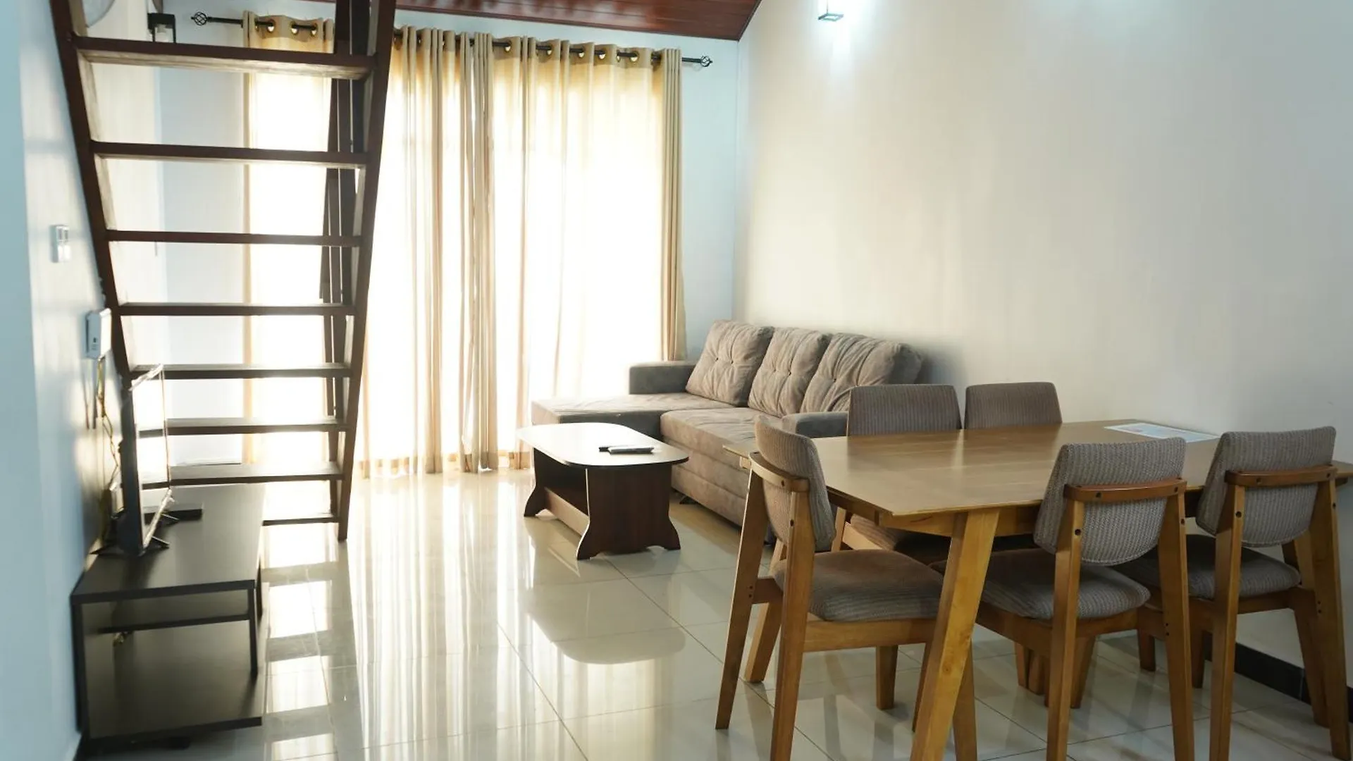 Lake Infinity Penthouse Nuwara Eliya